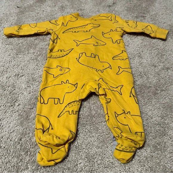 3 newborn Carters sleepers - Picture 4 of 7